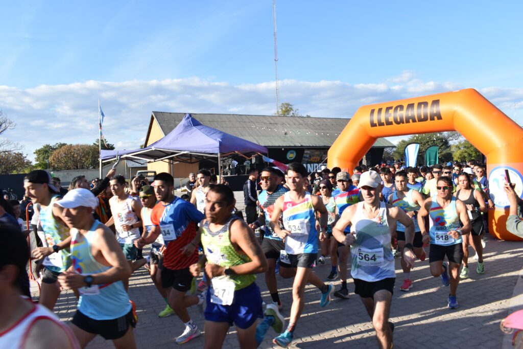 Fernández vivió una gran fiesta deportiva con la maratón aniversario